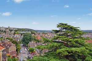 Photo 13- click for photo gallery